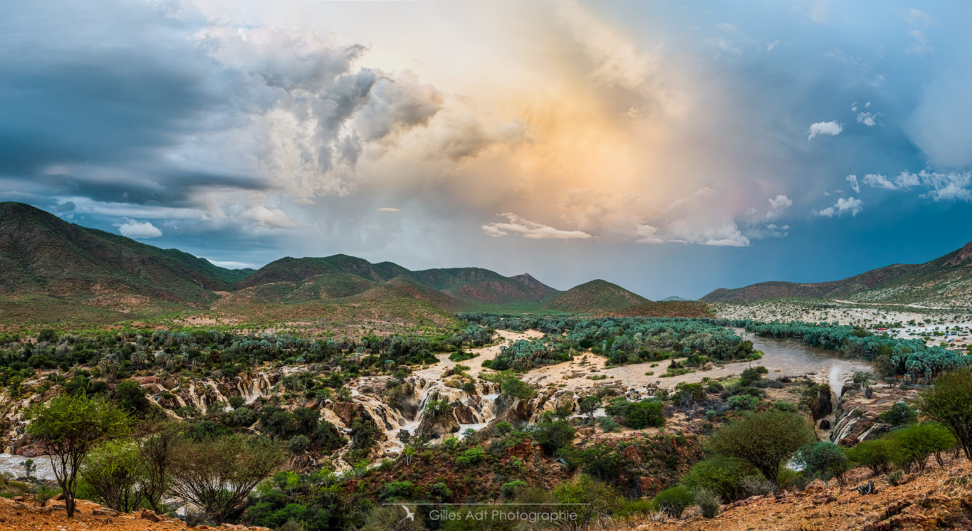 Ciel d'orage au dessus des Epupa falls