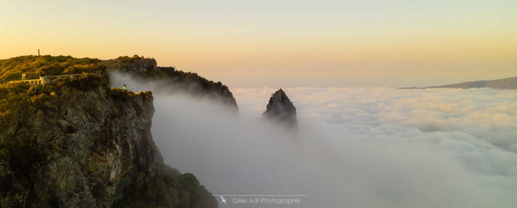 le Maido et les nuages