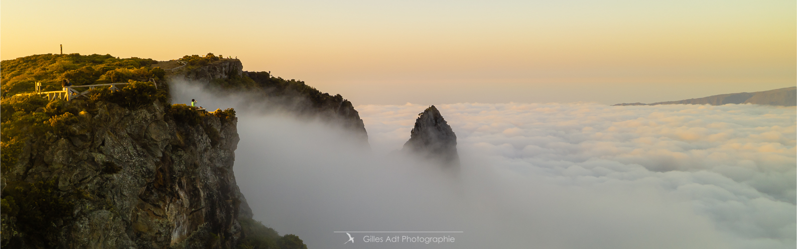 le Maido et les nuages