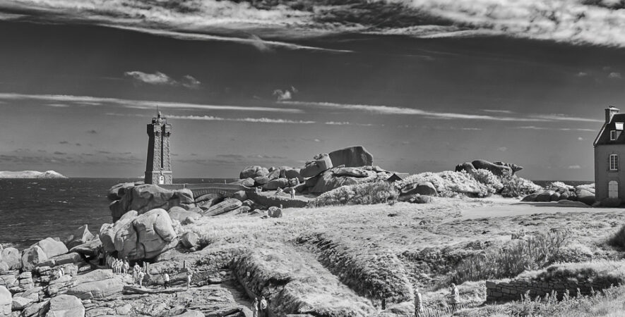 le Phare de Mean Ruz et la baie de Ploumanac’h